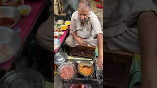 Small Dhaba Mughaz Karahi  Anda Mughaz Karahi  Old Baba G Making Beef Mughaz Karahi Qissa Khwani [upl. by Charteris77]