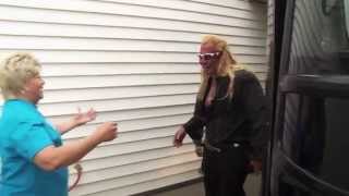 CMTs Dog and Beth On the Hunt  Ep 213 Sneak [upl. by Chabot]