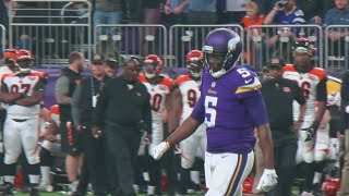 Fans Teammates Cheer Bridgewater’s Return To The Field [upl. by Annyahs]