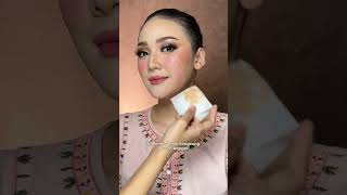 Bersihin Make Up Waterproof dengan Wardah Lightening Oil Infused Micellar Water [upl. by Aneryc]