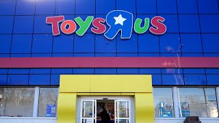 Toys R us is Back 2023 Shopping [upl. by Refinnaj429]