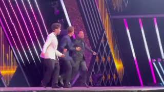 Hrithik Roshan Dancing at ITA Awards with Nakul Mehta [upl. by Hplodnar]