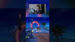 Me siento raro con ese stream clipsdetwitch gaming fortnite videojuegos comedia [upl. by Schoenfelder202]