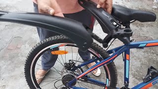 Self Install mudguard in cycle very easy [upl. by Lyssa133]