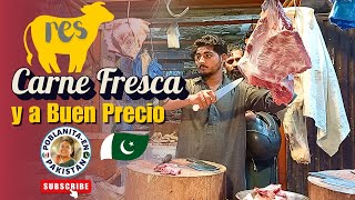 ¡Carne fresca y a buen precio Un local tradicional de carne en Pakistán [upl. by Saalocin]