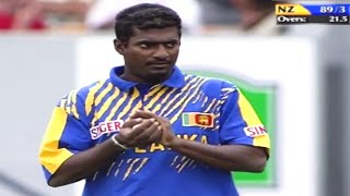 Muttiah Muralitharan superb spin bowling vs New Zealand  Great control and accuracy [upl. by Tnahsin]