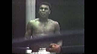 Muhammad Ali vs Karl Mildenberger [upl. by Ellierim]