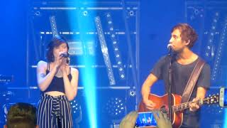 Max Giesinger ft Madeline Juno  Ins Blaue  Oberrheinhalle Offenburg [upl. by Haletta]