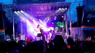 En Vogue  Dont Let Go Love  Live at Blockorama 15  Toronto Pride 2013 [upl. by Novad511]