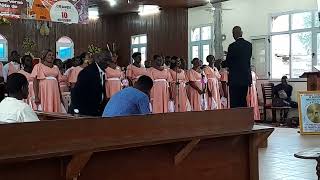 Eglise méthodiste godoumé  Chorale chérubin 1 [upl. by Ylatan]