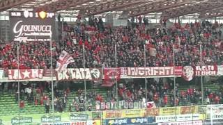 quotForza Grifoquot coro a rispondere dei perugini a Cesena Serie B 201516 [upl. by Rehpetsirhc621]