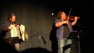 Outlander premiere concert  Claire and Jamies theme [upl. by Paige738]