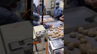 Paratha kaise banta hai making shortvideo [upl. by Rubel]