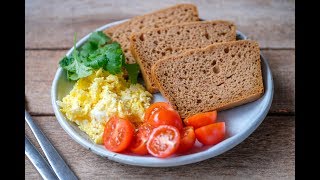 De Gezonde Goesting  Cashewbrood met roerei [upl. by Adnam]