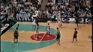 Michael Jordan 1995 vs Grizzlies  19 points in final 6 minutes [upl. by Beberg]