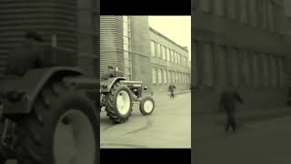 Fabryka URSUSA ursus ursusc360 retrotractor tractorvideo [upl. by Anawal]