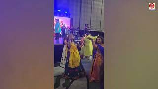 Falguni Pathak Kicks Off Navratri 2024 with a Grand Performance in Scranton PA [upl. by Tnayrb753]