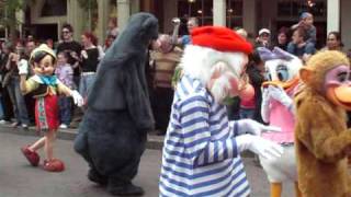 Disneyland Paris Halloween Parade october 2006 [upl. by Blanchette740]