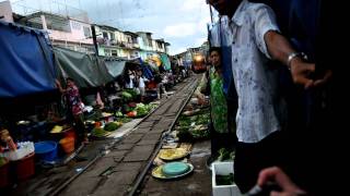 Mae Klong Railway Market 美功铁路市场 [upl. by Nagel]