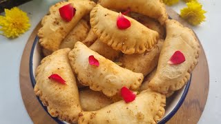 Gujiya Recipe in Hindi I Suji Mawa Gujiya I Sooji Gujiya I Gujiya Banane ka tarika [upl. by Hermann]