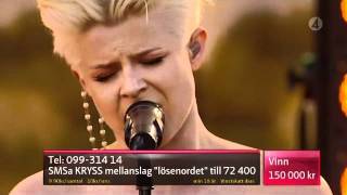 Robyn  Dancing On My Own  Live Sommarkrysset 2010 [upl. by Darce632]