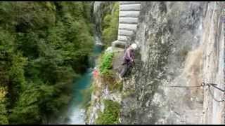 VIA FERRATA PONT NAPOLEON GAVARNIEFRANCIA 2009 [upl. by Jacquenette576]