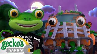 Scary Max The Monster Truck  Geckos Garage Halloween Cartoons  Moonbug Halloween for Kids [upl. by Brass]