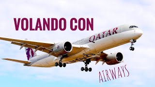 ¿Como es volar con Qatar Airways ✈️  El Aeropuerto más lujoso del mundo Doha [upl. by Yelreveb]