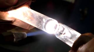 Oxyhydrogen flame melting quartz HD [upl. by Garey606]