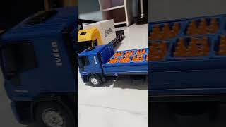 caminhão iveco brinquedo qualificado 🤣 [upl. by Ahseen]