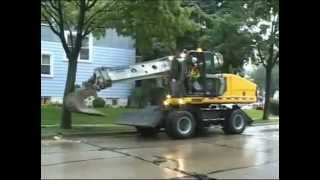 Gradall Hydraulic Excavators Capabilities Demonstration [upl. by Daeriam663]