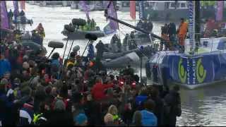 François Gabart entering the Sables dOlonne harbor  replay of the live  Vendée Globe [upl. by Enilorak]