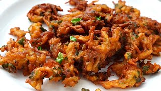 MASTERING THE BASICS OF CRISPY ONION BHAJJI Step By Step Guide In English Onion Pakora [upl. by Yroggerg825]