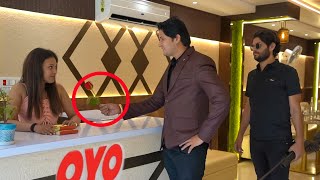 Proposing to lady OYO Manager Prank  by sumit cool dubey  Prayagraj [upl. by Radburn426]