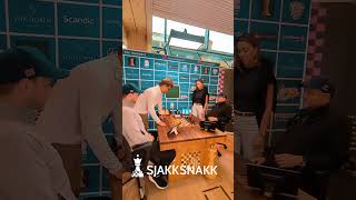 Magnus Carlsen and girlfriend Ella SJAKKSNAKK record attempt [upl. by Mic]