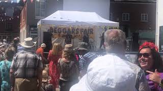 Beggars Fair Romsey 2022 Mary Jane performing Guns n Roses song Sweet Child o Mine [upl. by Suirauqed]