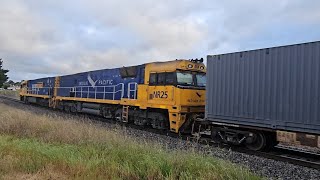 3PM6 PN quotLinfox Express 2quot NR1 NR25 Perth to Melbourne 1900 181024 Stawell VIC [upl. by Andree]