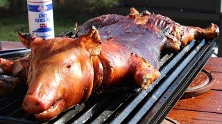 Lechon Asado en Horno a Leña Locos X el Asado [upl. by Tarrance254]