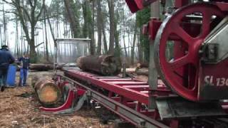 Une scierie mobile à St Julien en Born dans les Landes [upl. by Lorin]