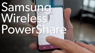 Samsung Galaxy S10 How to use Wireless PowerShare [upl. by Elinor221]