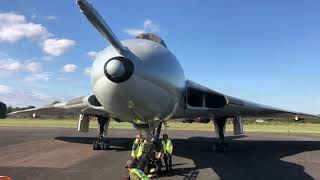 Avro Vulcan XM655 In Action at Wellesbourne airfield in Warwickshire on 26 September 2021 [upl. by Ozneral]