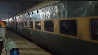 Amritsar Saharsa Garib Rath Express Journey To Chhapra Jn 12204 Journey In Chair Car [upl. by Annatnom]