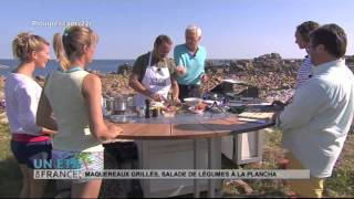 RECETTE  Maquereaux grillés salade de légumes à la plancha [upl. by Yeslaehc]