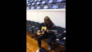 Melbourne Vixen Tegan Caldwell jamming on the guitar before trainingMOV [upl. by Herbie]