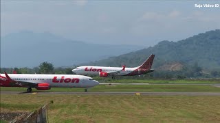 Landing dan Take Off Boeing 737Max 8 Pesawat Lion Air di Bandara Sultan Hasanuddin Makassar [upl. by Nwahsir]