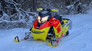 The notorious 2015 Skidoo XRS 800 [upl. by Bates]