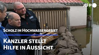 Scholz im Hochwassergebiet in Bayern  Kanzler stellt Hilfe in Aussicht  AFP [upl. by Lorette]