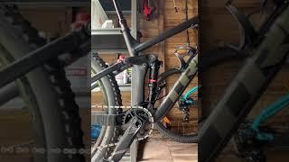 Trek Remedy 8 2020 Rear Suspension Kinematics [upl. by Agosto]