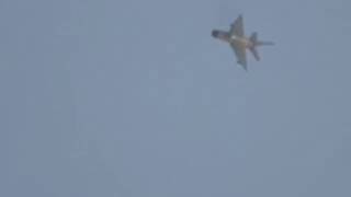 Syrian Ari Force MiG 21′s dropping bombs in Syria [upl. by Heintz]