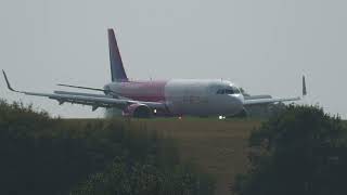 Wizzair Airbus A321 LondonLuton Airport plane spotting  take off [upl. by Enimassej]